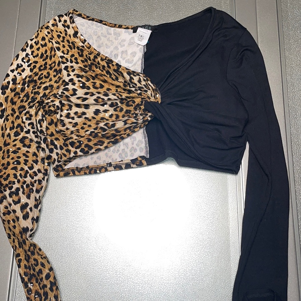 Cheetah cross top
